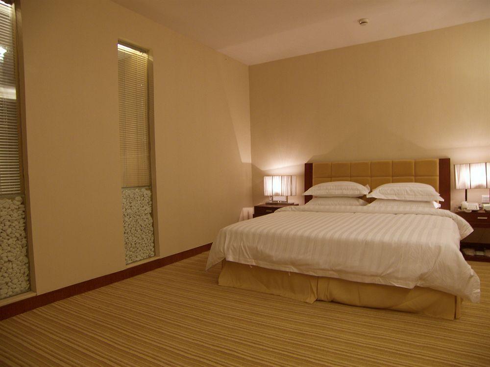 Long Zhou Grand Hotel Canton Extérieur photo