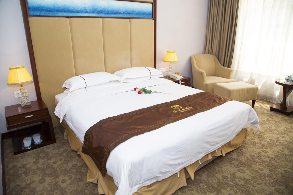 Long Zhou Grand Hotel Canton Extérieur photo
