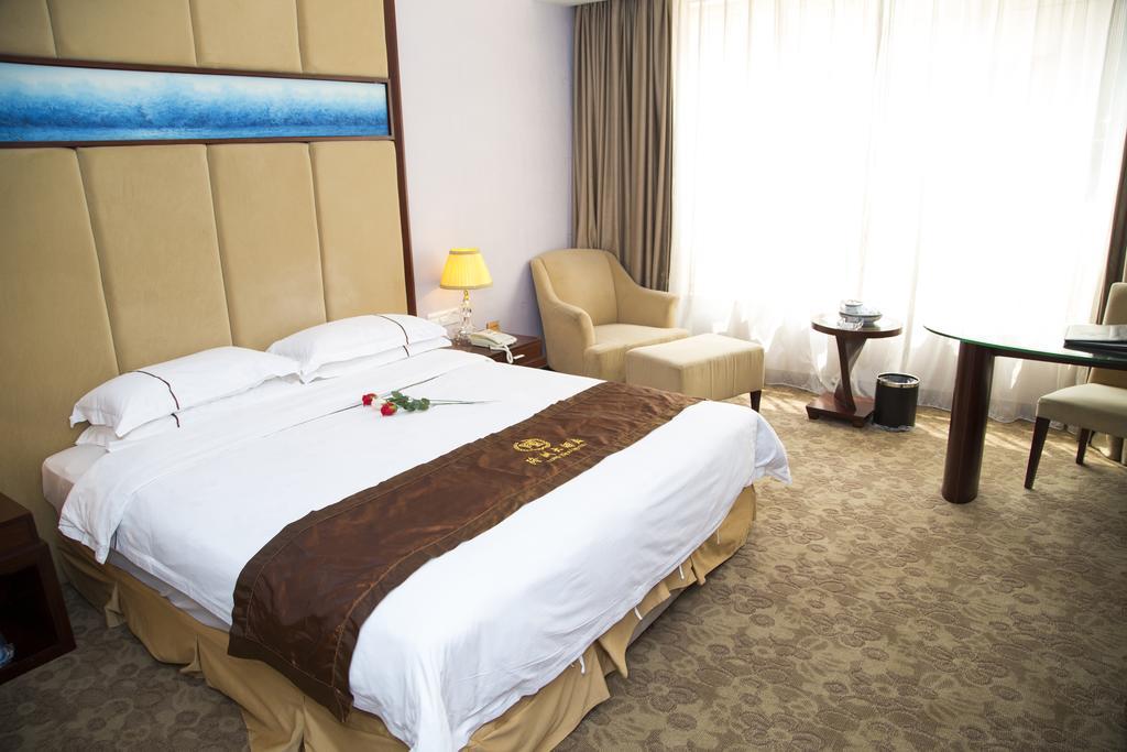 Long Zhou Grand Hotel Canton Extérieur photo