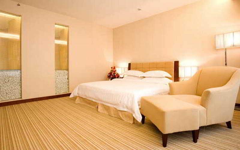 Long Zhou Grand Hotel Canton Chambre photo